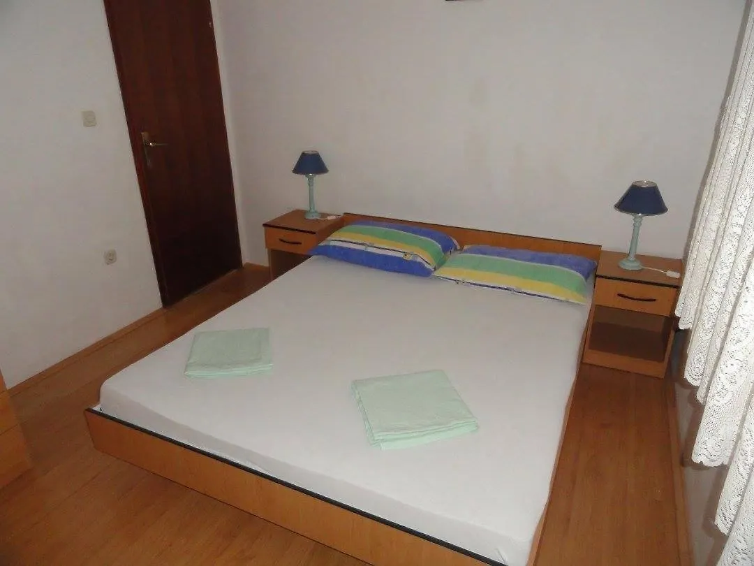 Apartments By The Sea Okrug Gornji, Ciovo - 11231